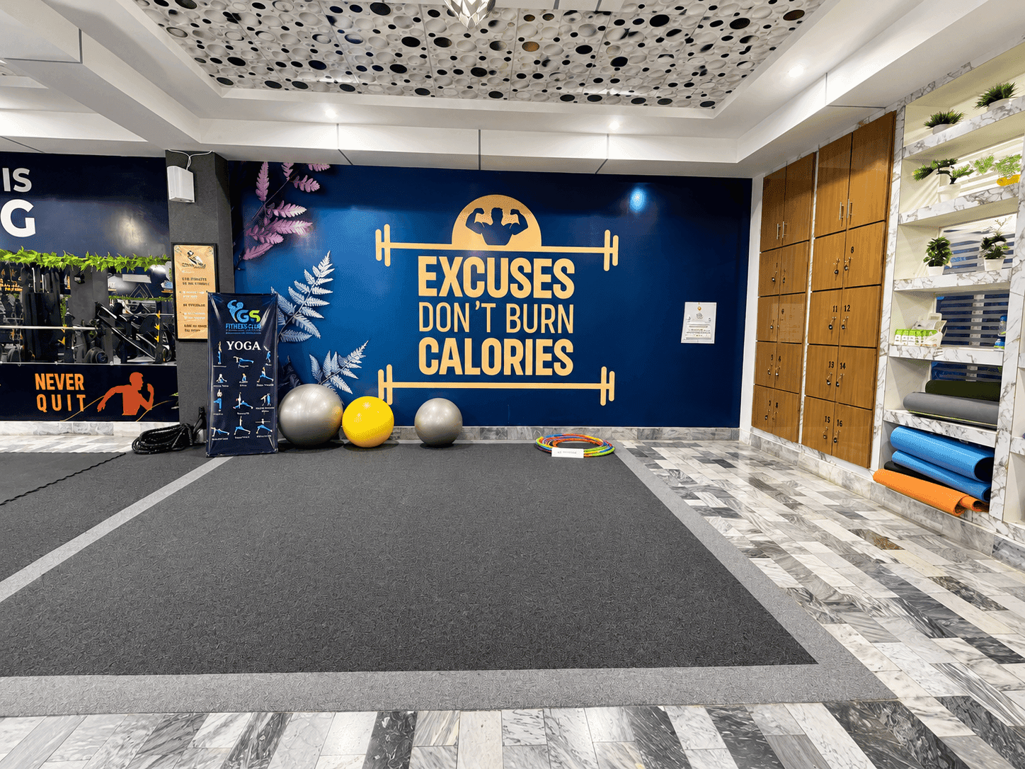 Cross-fit & Private Lockers Area